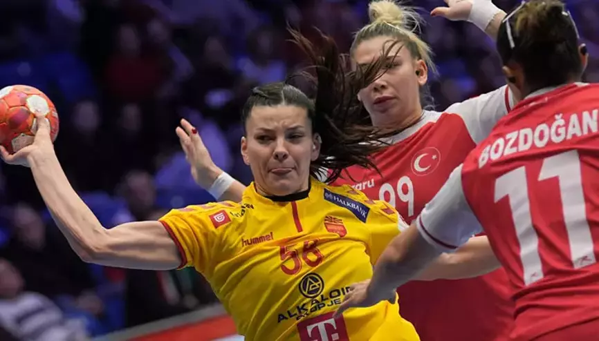 韩K联战报：乔瓦尼收大礼、席尔瓦进球被吹，济州1-1大邱